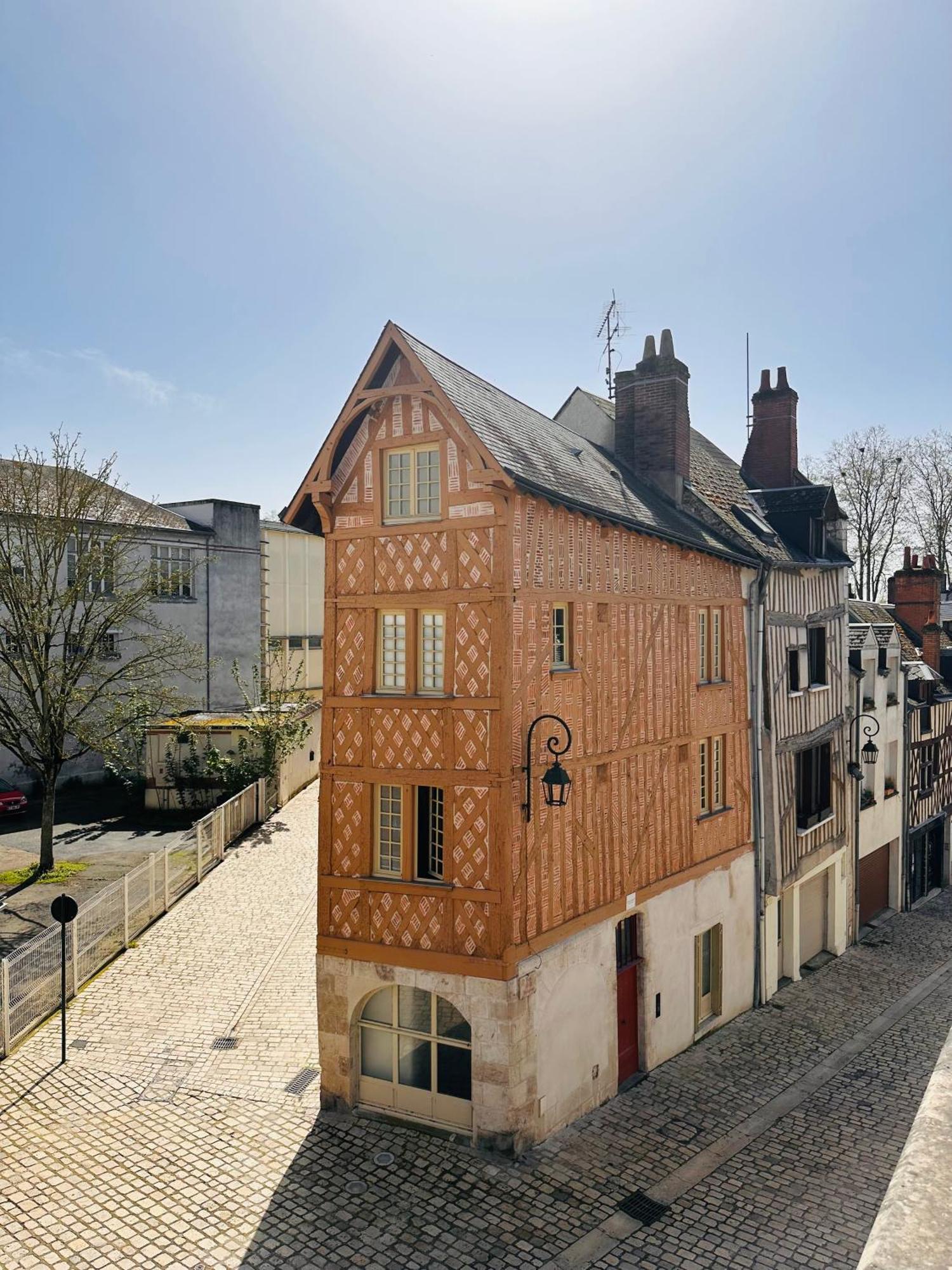 Orleans Centre Historique - Charmant T2 - L'Evasion Orleanaise Exterior photo