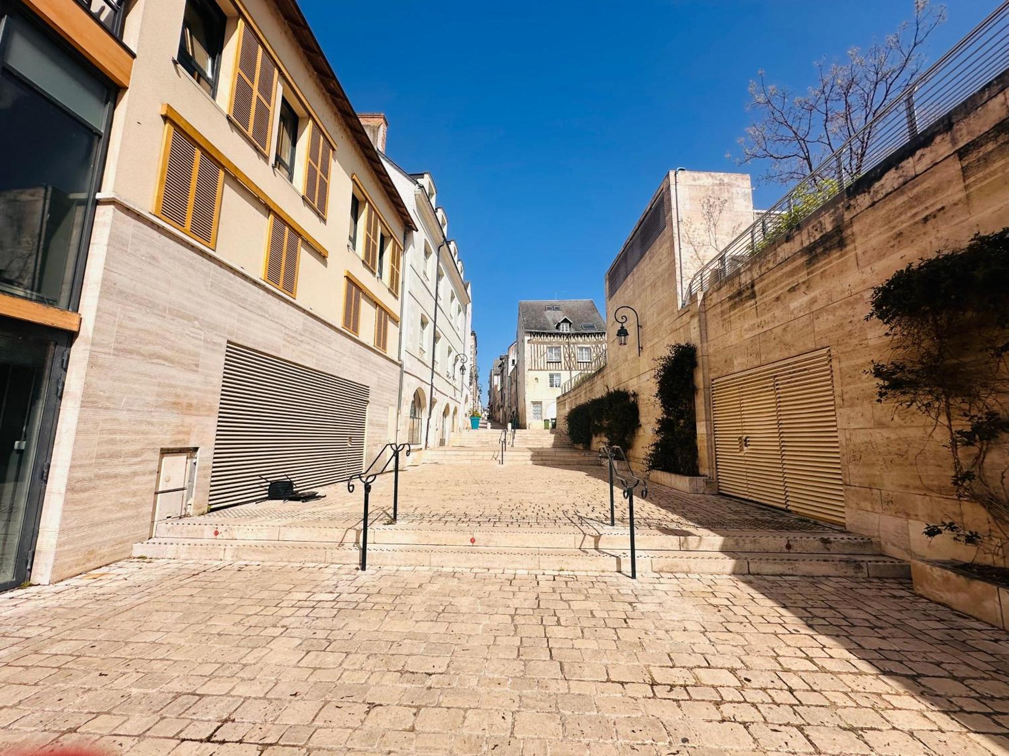 Orleans Centre Historique - Charmant T2 - L'Evasion Orleanaise Exterior photo