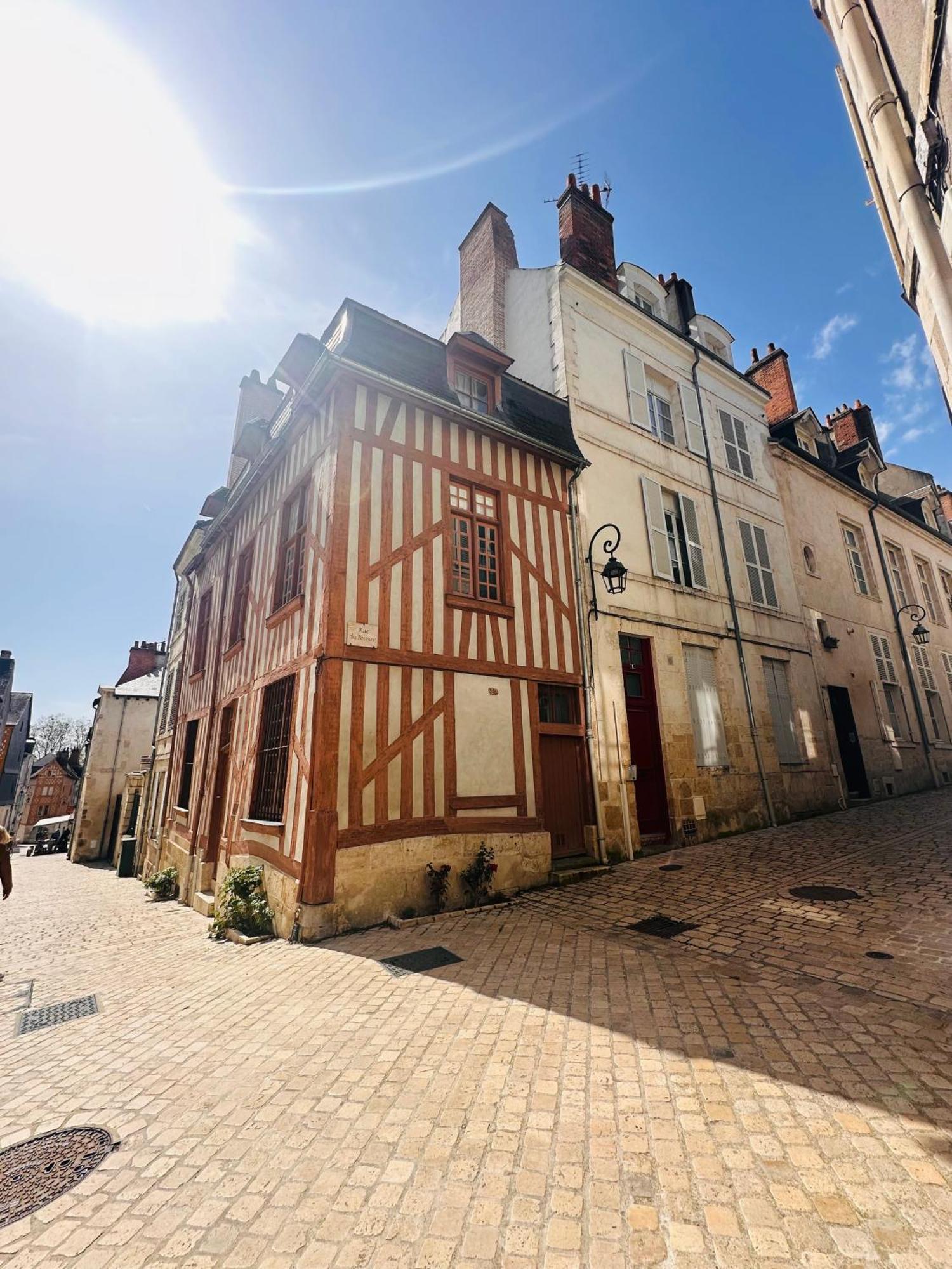 Orleans Centre Historique - Charmant T2 - L'Evasion Orleanaise Exterior photo